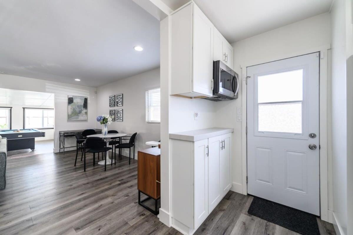 Spacious Disneyland 5 Bedroom 4 Bath House With Game Room Анахайм Екстериор снимка