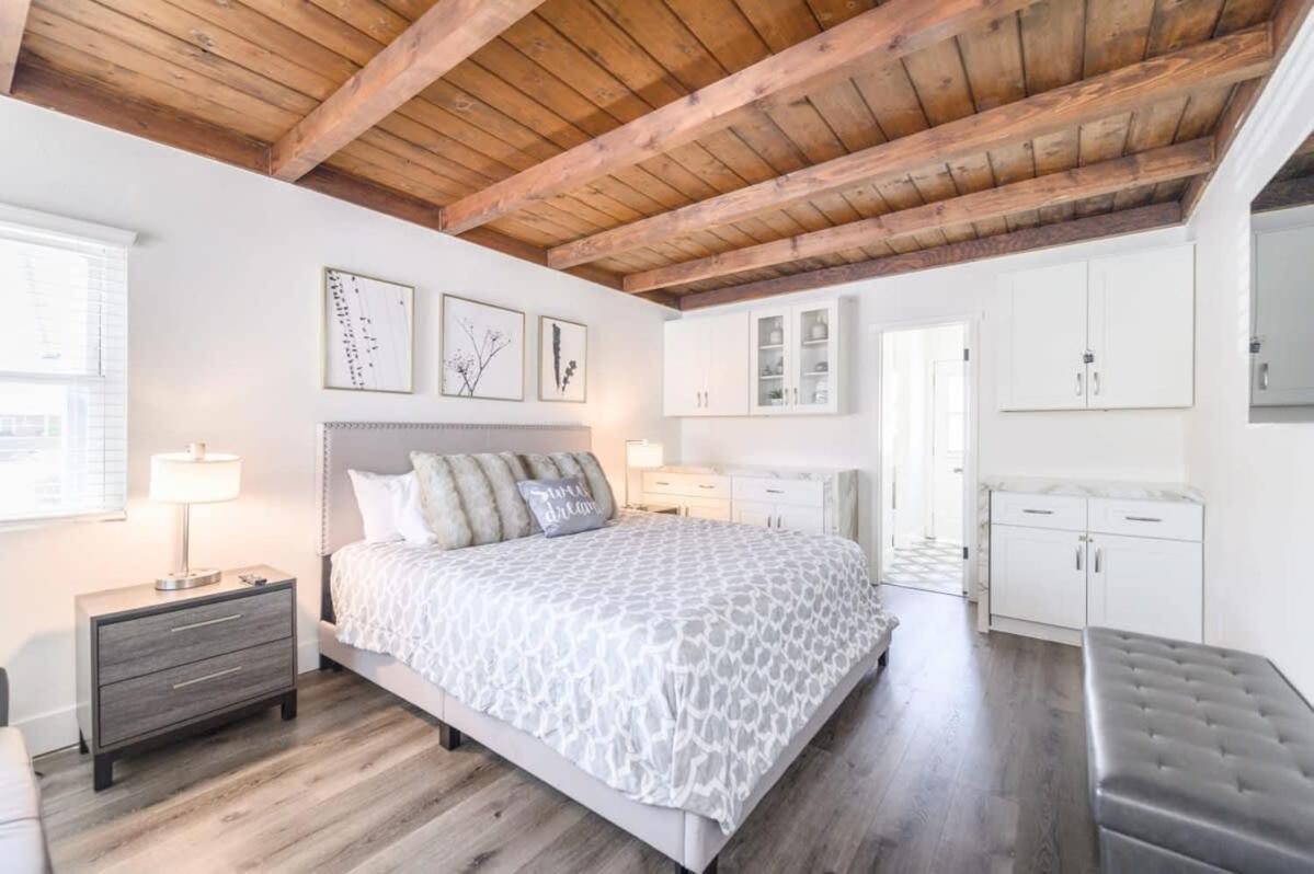 Spacious Disneyland 5 Bedroom 4 Bath House With Game Room Анахайм Екстериор снимка