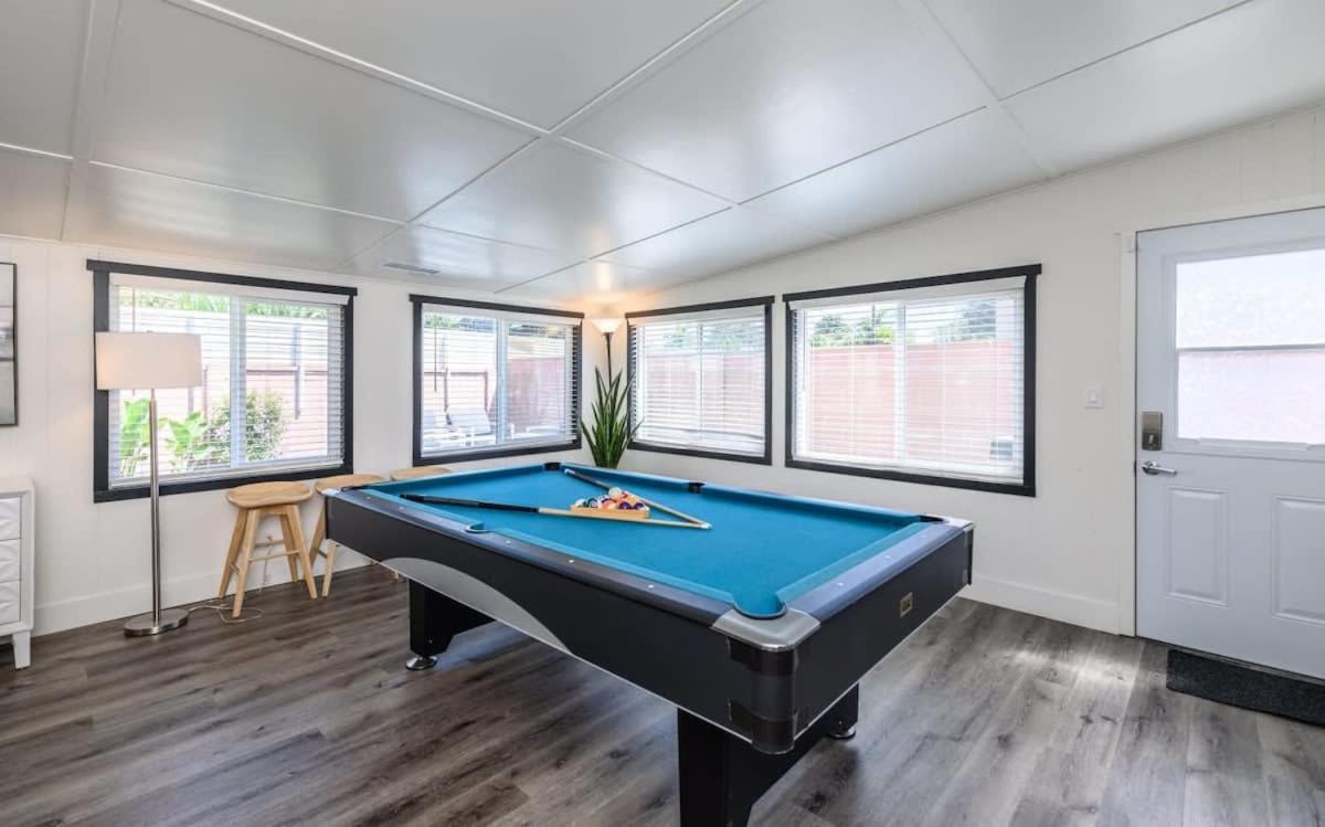 Spacious Disneyland 5 Bedroom 4 Bath House With Game Room Анахайм Екстериор снимка