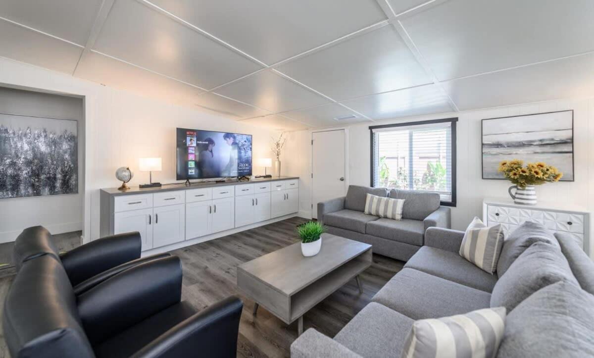 Spacious Disneyland 5 Bedroom 4 Bath House With Game Room Анахайм Екстериор снимка